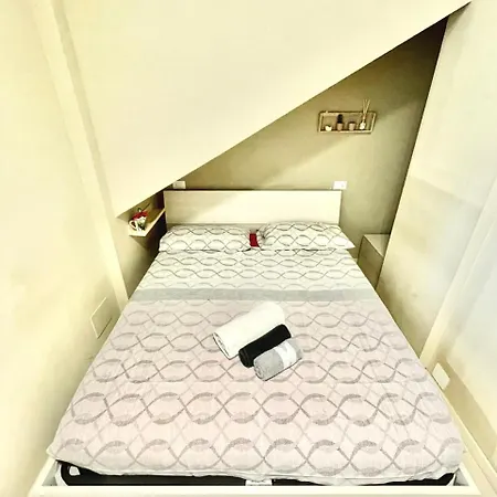 -casa Del Pt- * Viareggio